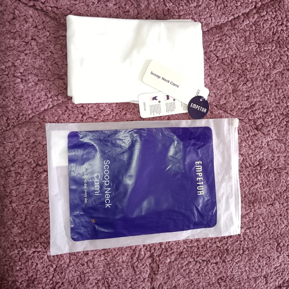 Shapermint Empetua Slimming White Scoop Neck Cami Shapewear NWT